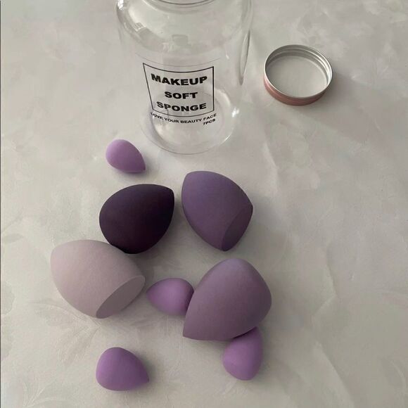 💕Brand Purple New 7 Pieces Professional Beauty Blender Sponge - Picture 3 of 12